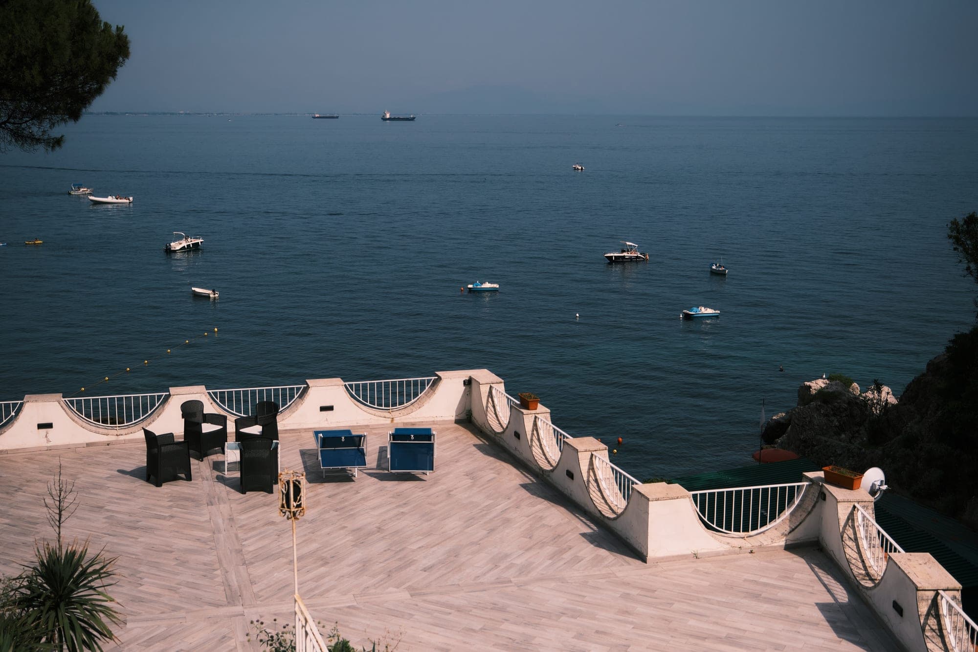 Four Skies · Private terrace of over 270 m²